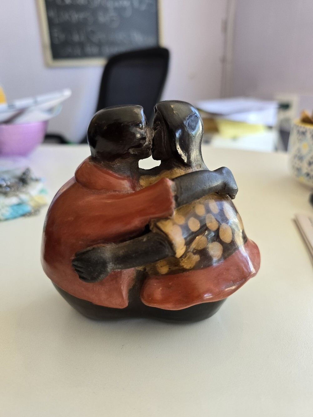 Peruvian "Little Kiss" Chulucanas Pottery